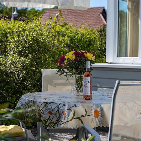 Gruene Strasse G2 *